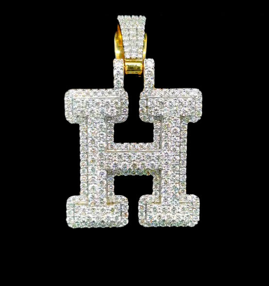 10K Gold Diamond Initial Pendants Letter H
