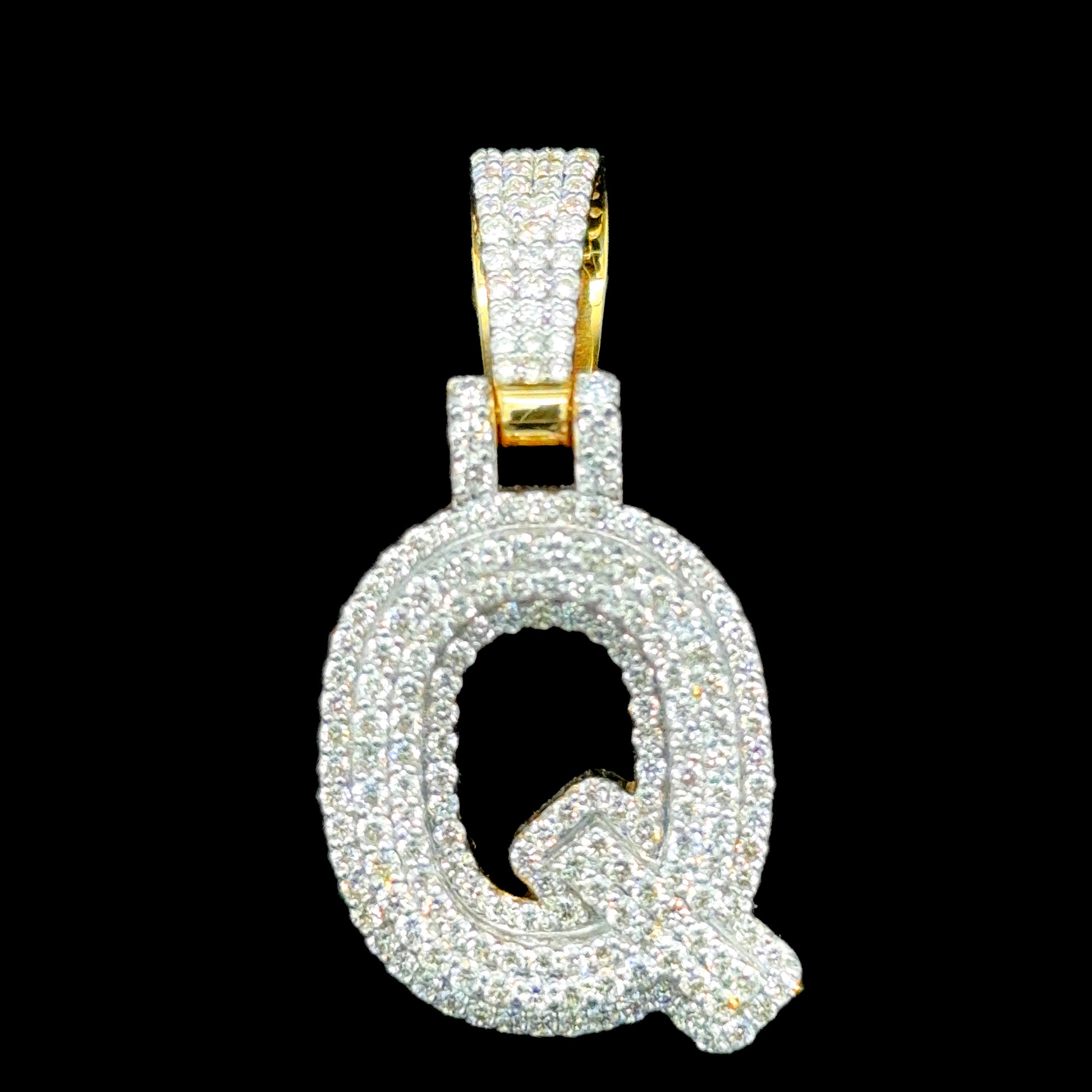 10K Gold Diamond Initial Pendants Letter Q