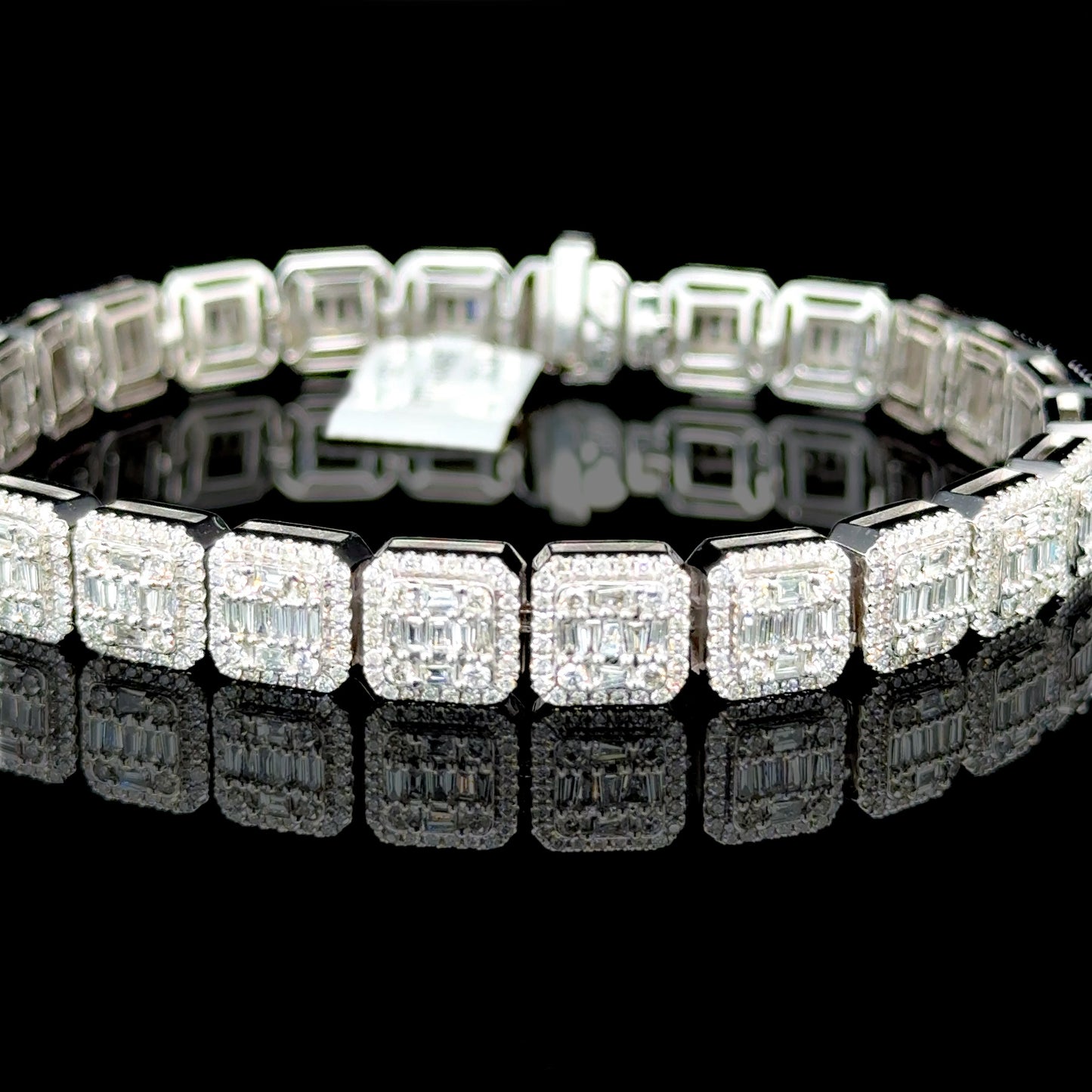 14K white gold tennis bracelet featuring 5 carats of sparkling diamonds.