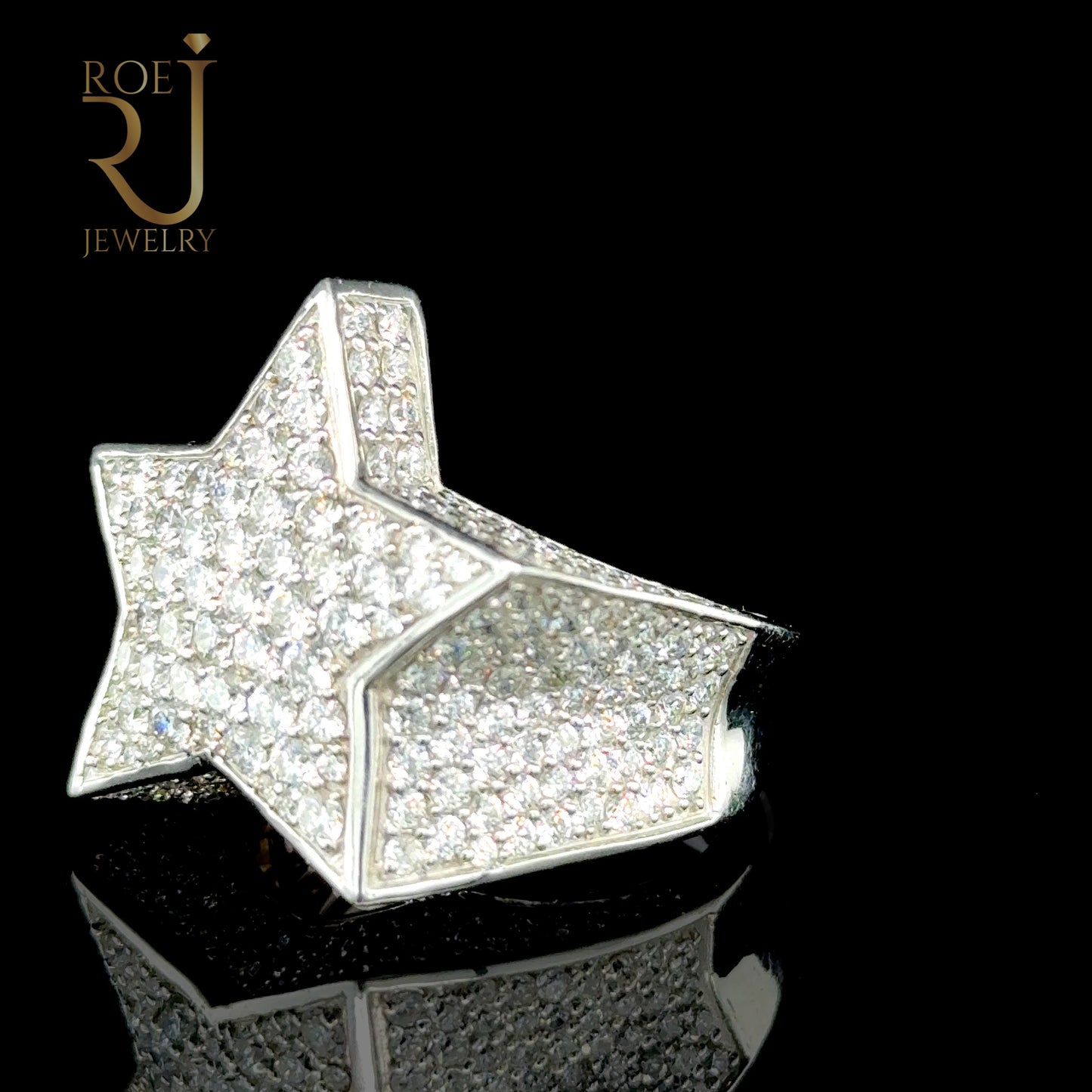 Stunning 14K White Gold Star Diamond Ring