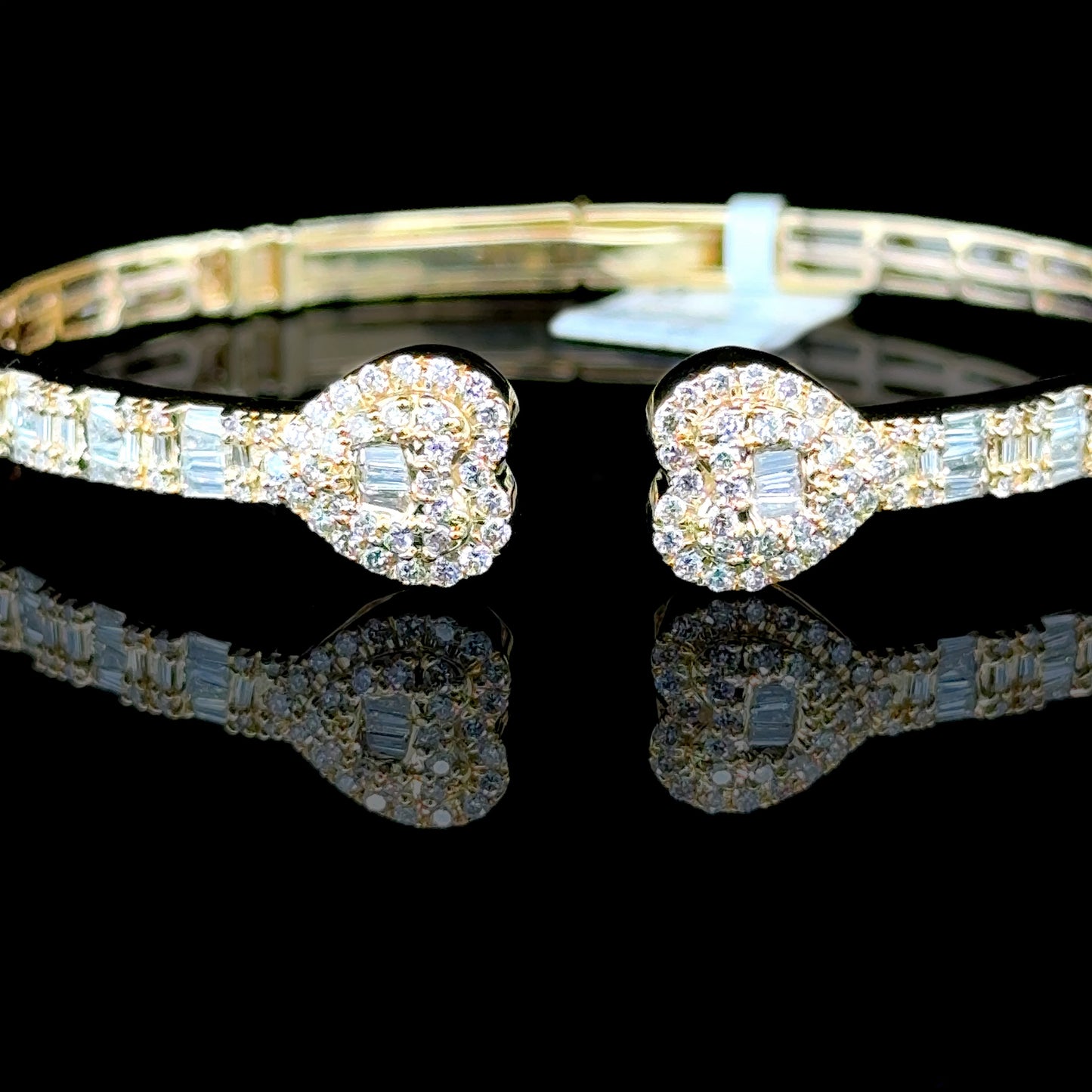10K Yellow Gold Diamond Heart Bangle (1.81ct)