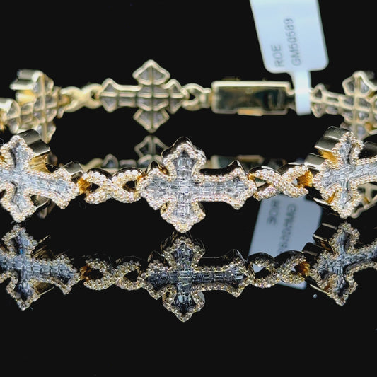 Beautiful Religious Christian Cross Bracelet Diamond and Yellow Gold by ROE Kansas